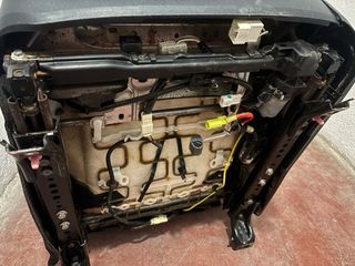 Asiento conductor Toyota RAV4 2017