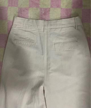 Pantalón ancho crema