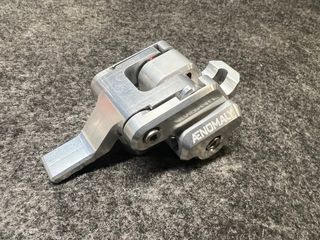 Aenomaly Switchgrade Plata