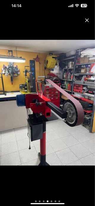 Lijadora de banda para cuchillería o artesania