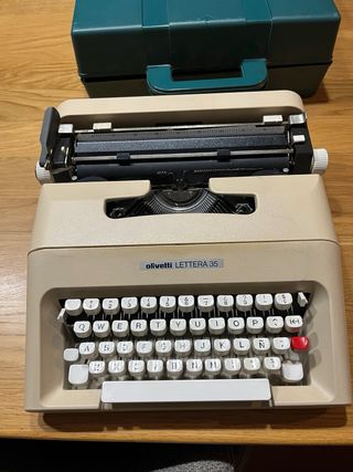 Olivetti Lettera 35 Máquina Escribir Maletin