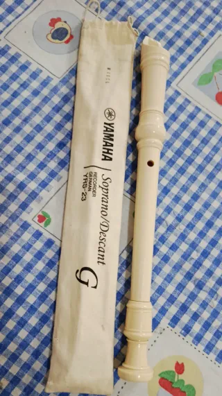 Flauta dulce Yamaha Soprano/Descant YRS-23