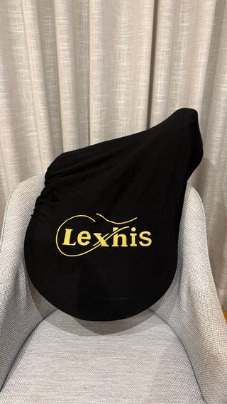 Arreio de Salto Lexhis Castanho