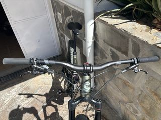 Bicicleta Enduro Cannondale