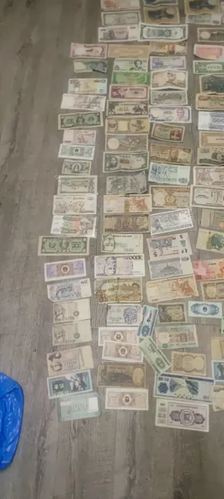 Lote Billetes Internacionales (China, África, Euro