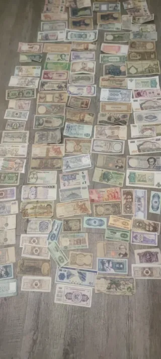 Lote Billetes Internacionales (China, África, Euro