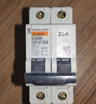 Magnetotérmicos Merlin Gerin