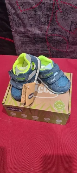 Chicco Scarpa Patucos, Jeans Bebé Talla 19 NUEVO