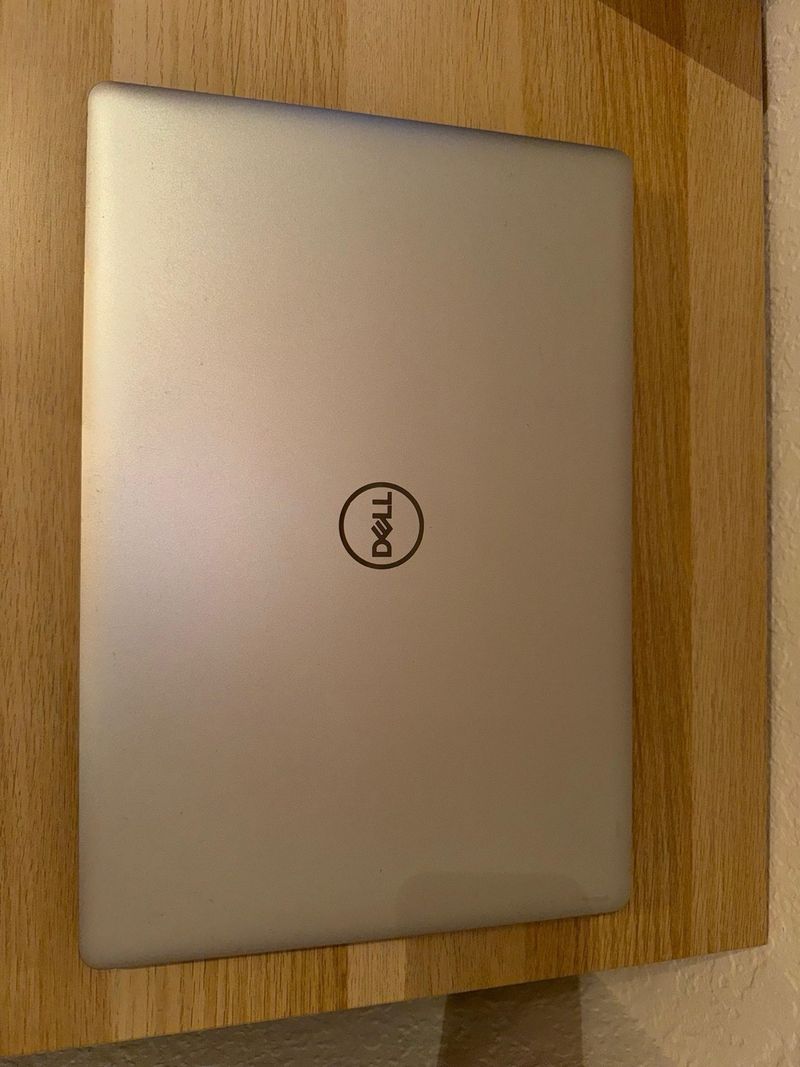 Dell Inspiron 15 5000 i7 - 8GB RAM - SSD afbeelding 3