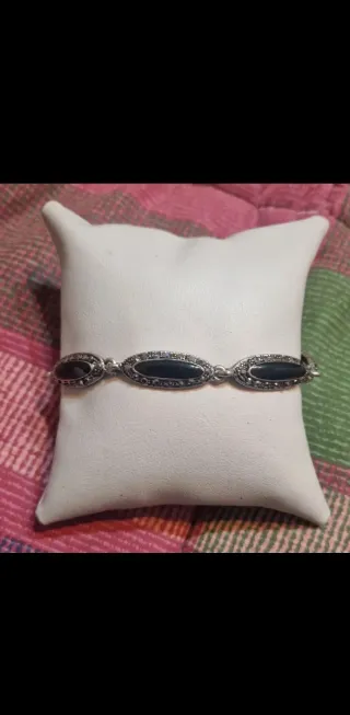 Bracciale con inserti neri e brillantini