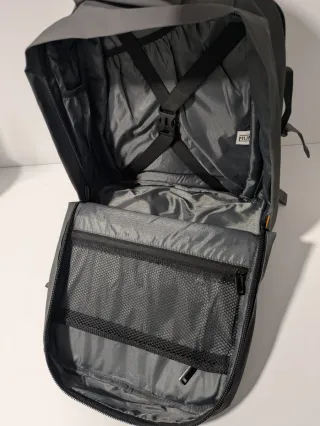 Mochila Munich gris impermeable viaje