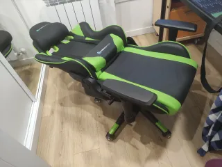 Silla Gamer Newskill Negra y Verde