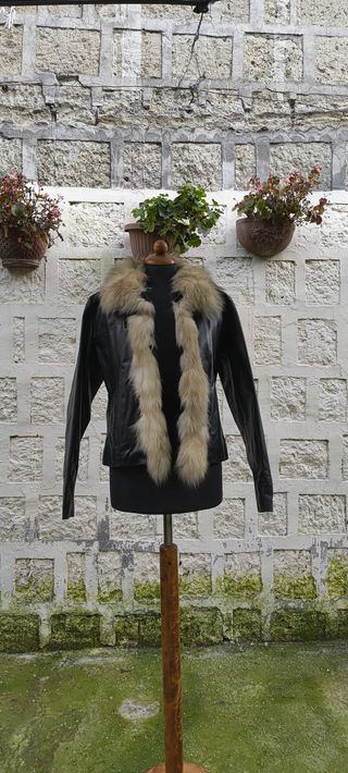 Giubbino in pelle con pelliccia - Taglia M