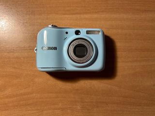 Cámara Canon Azul