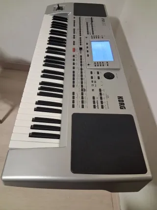 Teclado Korg PA80