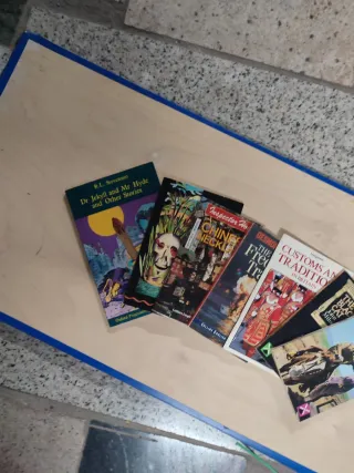 Títulos varios. Lectura sencilla.