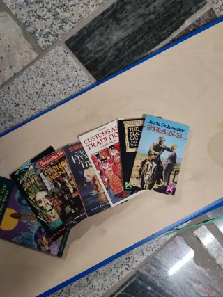 Títulos varios. Lectura sencilla.