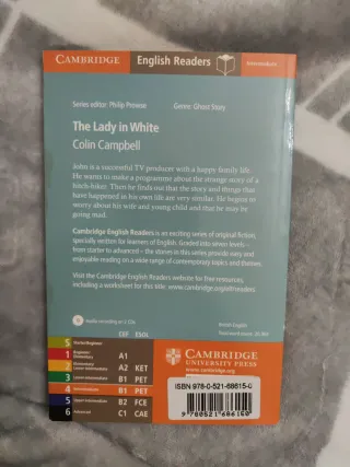 The Lady in White Level 4 Book with Audio CDs (...