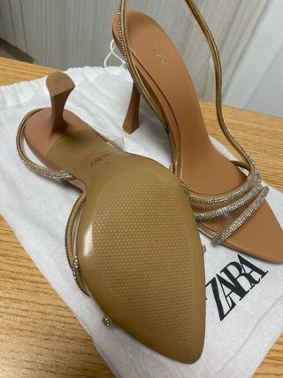 Zapato transparente ocasion pedreria Zara 37