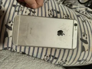 iPhone 8 Plata para piezas