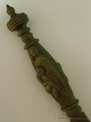 FABRICA DE TOLEDO. 1874. PRECIOSA ARMA ABRECARTAS.