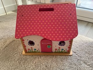 Casa de muñecas Montessori de madera