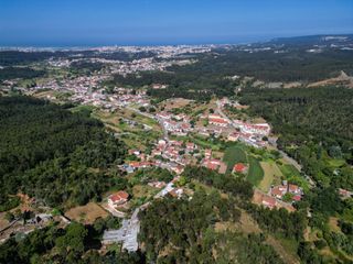 rústico em zona de construção