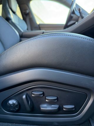 Porsche Taycan 4S.  08/2022