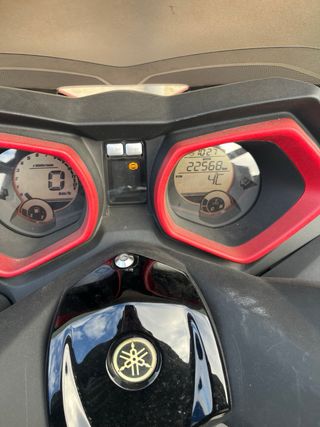 Yamaha XMAX 250cc Scooter del 2015 con ABS