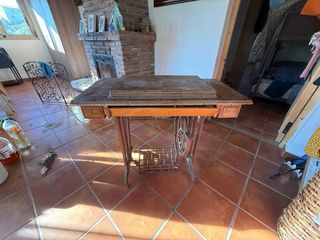 Máquina de coser Alfa antigua