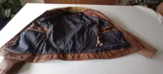 Cazadora de cuero marrón mujer