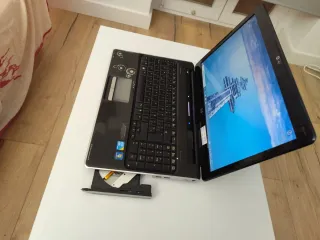 HP Pavilion dv6 Negro/Morado Procesador I3