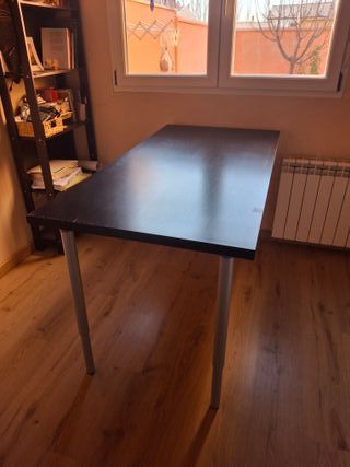 Mesa Ikea madera y metal