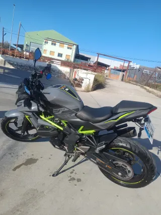 Kawasaki Z125 SE 2023