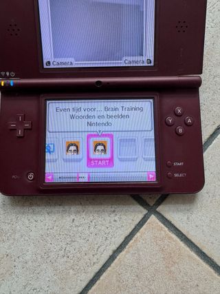 Nintendo DSi XL