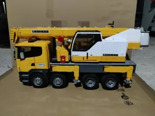 Gru Scania Liebherr Bruder