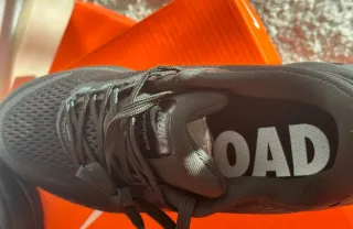 Nike Air Zoom Vomero 18 Tallas 39 y 43 A Estrenar