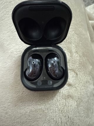 Auriculares Samsung Sound by AKG Negros