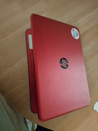 HP Notebook Rojo Pentium
