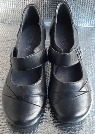 Zapatos de tacón de piel negros
