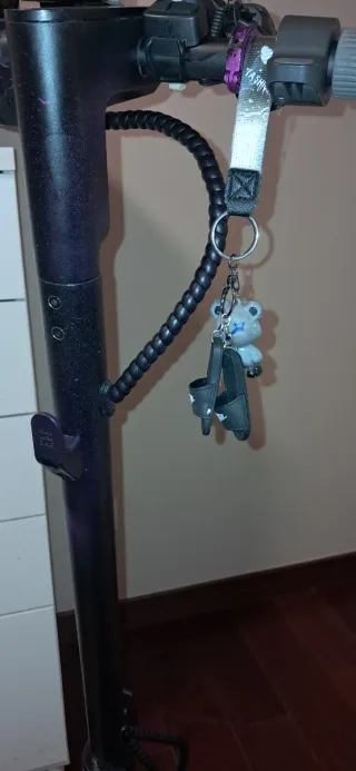 Patinete eléctrico The Beast con luces