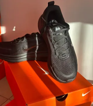 Nike Air Zoom Vomero 18 Talla 39 A Estrenar