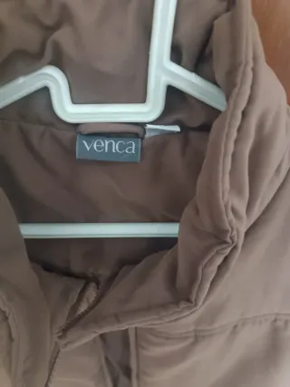 Chaleco marrón acolchado