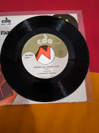 Vinilo 7 Tanga - Canção do homem novo (1976)