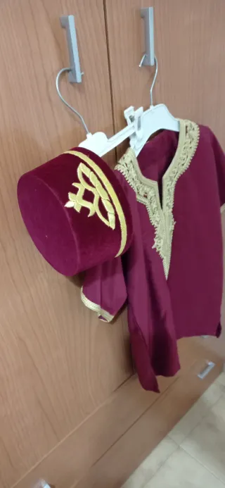 Conjunto infantil marroquí