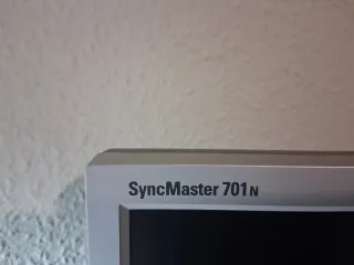 Pantalla Samsung SyncMaster 701N