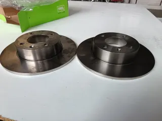 Discos Freno VW Polo 86C