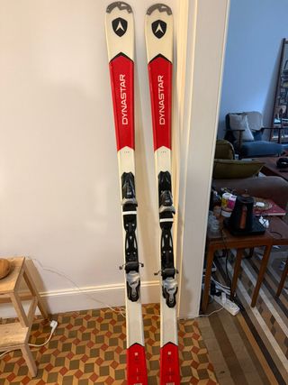 Esquís Dynastar CR68 1.77m Radio 15m