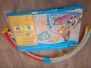 Gimnasio infantil VTech con música y luces