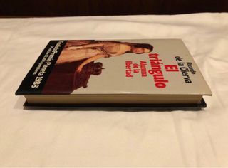 El triángulo. Alumna de la libertad. PLANETA, 1988